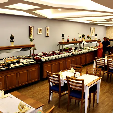 מלון Sun Beach Park Hotel סייד