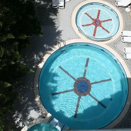 Sun Beach Park Hotel סייד