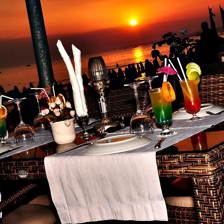 מלון Sun Beach Park Hotel