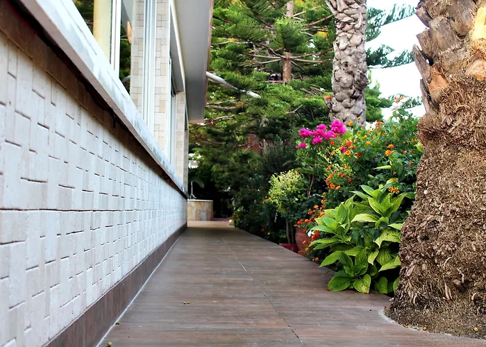 Sun Beach Park Hotel Hotel Side