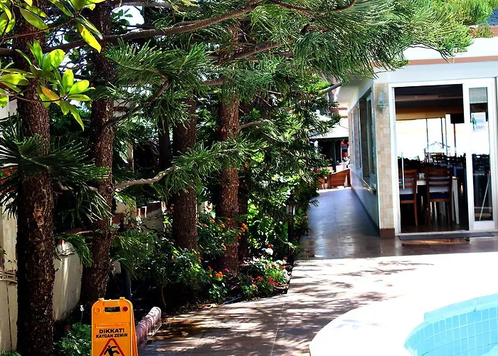 Sun Beach Park Hotel 4* Side