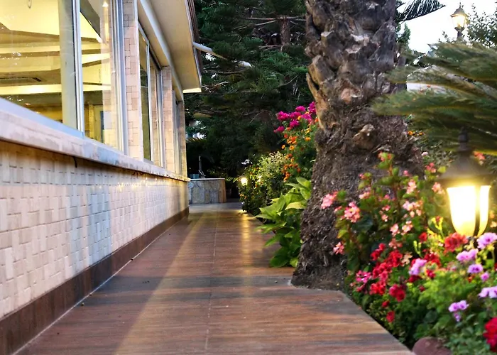 Sun Beach Park Hotel 4*