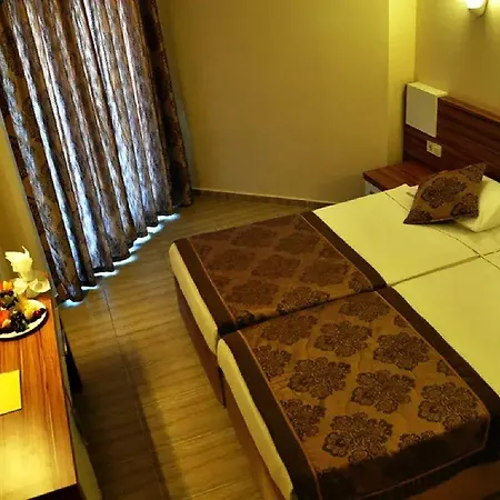 Sun Hotell 3*