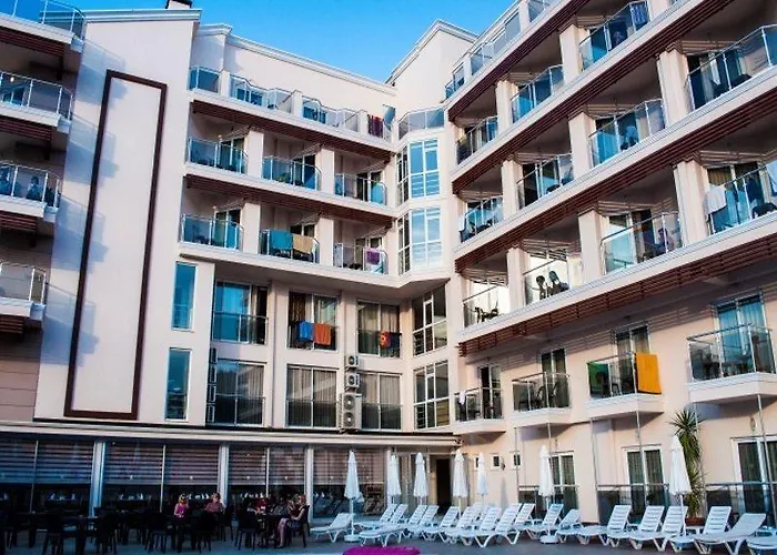 Sun Beach Park Hotel Side